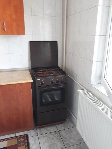 Vitan, Octavian Goga, Casa de Pensii, et. 7/8, 40 mp, 1989, decomandata