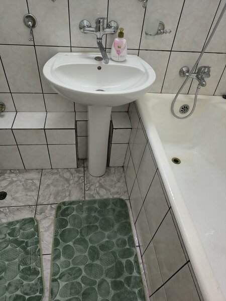 Vitan, Octavian Goga, Casa de Pensii, et. 7/8, 40 mp, 1989, decomandata